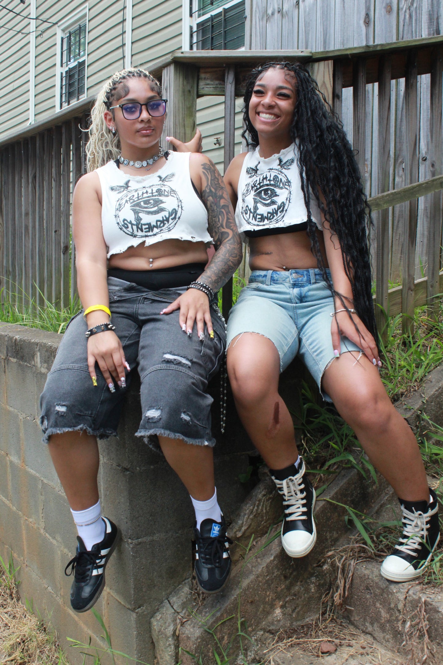 Black Stone White Extra Cropped sleeveless Tank